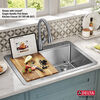 Lavabo de cocina tipo estación de trabajo con un receptáculo de acero inoxidable de 30" de montaje superior encastrado, con reborde WorkFlow™ y accesorios